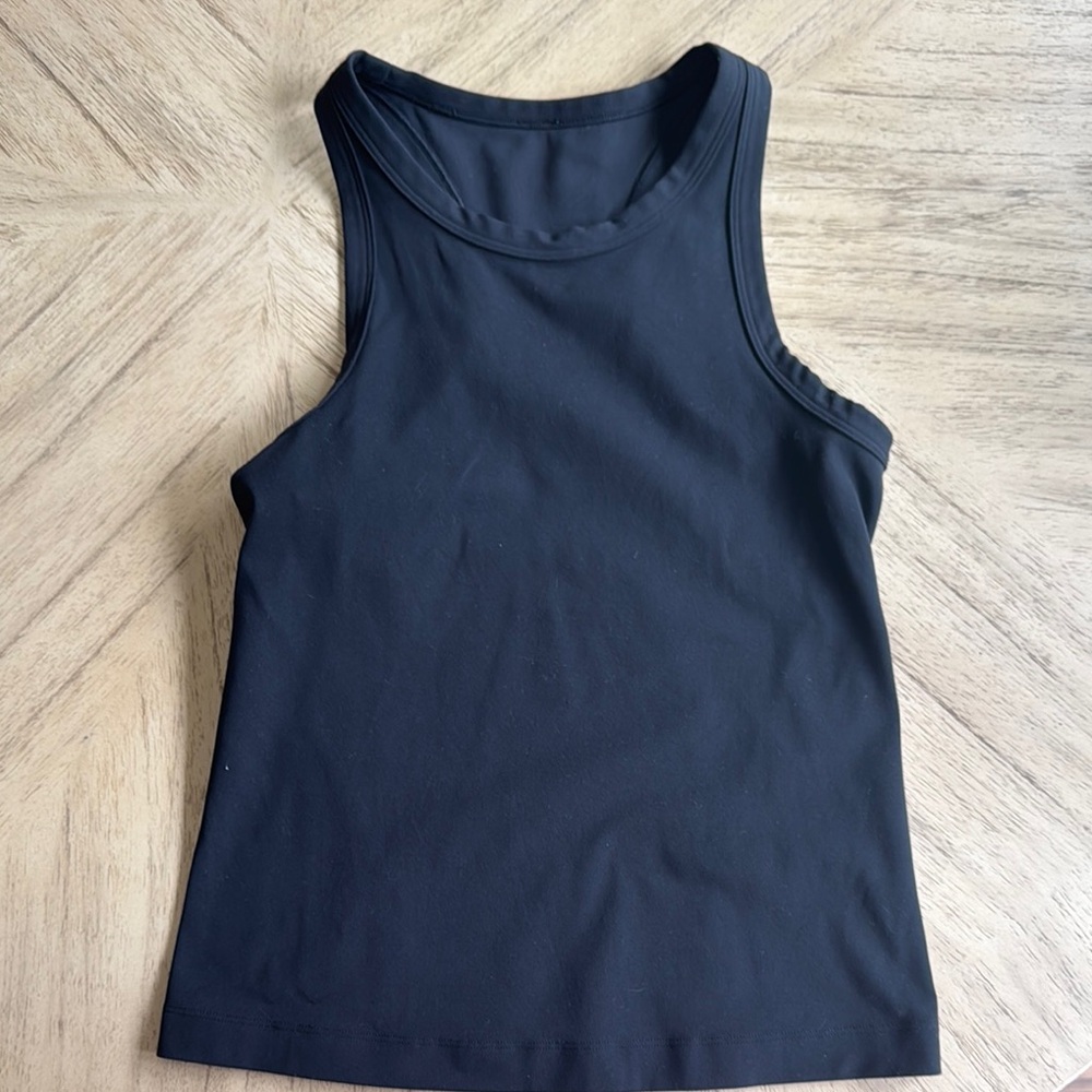Black Lululemon Align tank